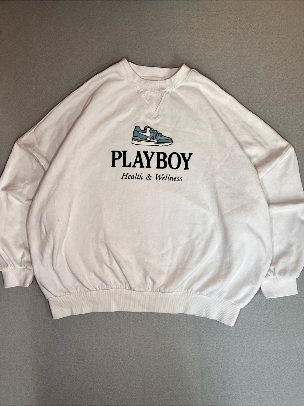 PLAYBOY White Crewneck Sweatshirt with Blue Sneaker Logo